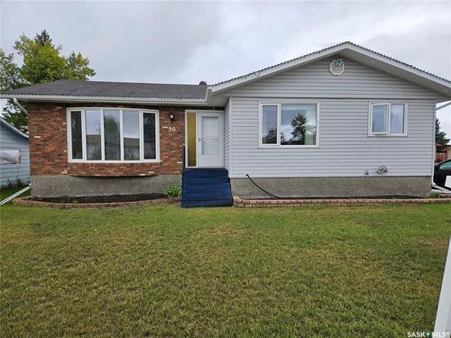 30 Centennial Cres, Melville, SK, S0A2P1 | Card Image