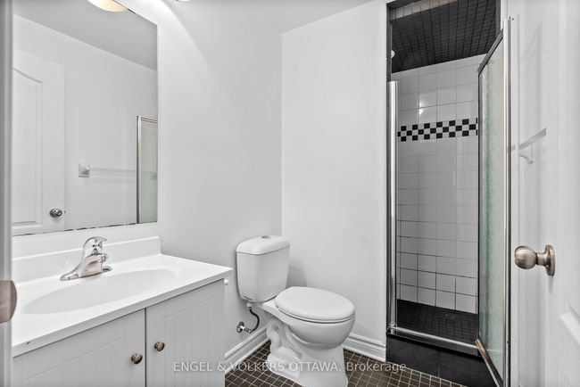 182 Meandering Brook Dr, House attached with 4 bedrooms, 4 bathrooms and 2 parking in Gloucester ON | Image 41