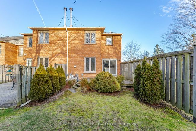 24 - 2 Huntingwood Ave, Condo with 4 bedrooms, 3 bathrooms and 2 parking in Dundas ON | Image 38