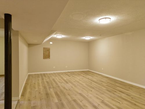 3095 State Highway O, Highlandville, MO, 65669-8074 | Card Image