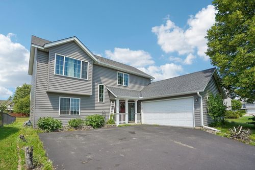 1113 Hickory St, Farmington, MN, 55024-1464 | Card Image