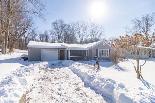 1820 N 16th St, New Castle, IN, 47362-4324 | Card Image