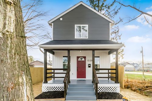 1329 Manchester Ave, Columbus, OH, 43211-1454 | Card Image