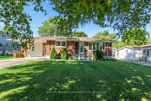 134 Lorne St, Central Elgin, ON, N0L1B0 | Card Image