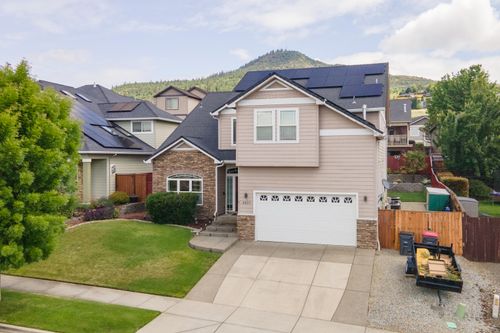4450 Brown Ridge Ter, Medford, OR, 97504-9139 | Card Image