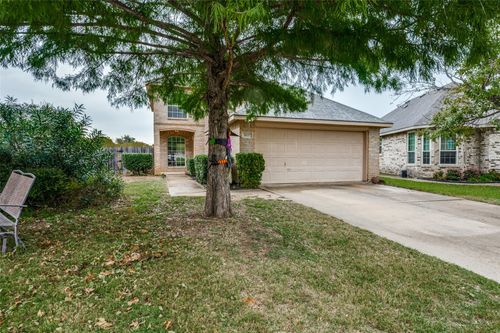 5037 Glenscape Trl, Fort Worth, TX, 76137-6358 | Card Image