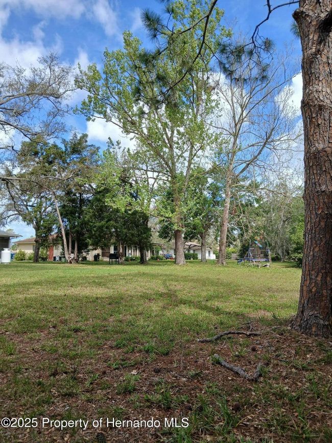 7404 Acorn Cir, House other with 2 bedrooms, 2 bathrooms and null parking in SPRING HILL FL | Image 39