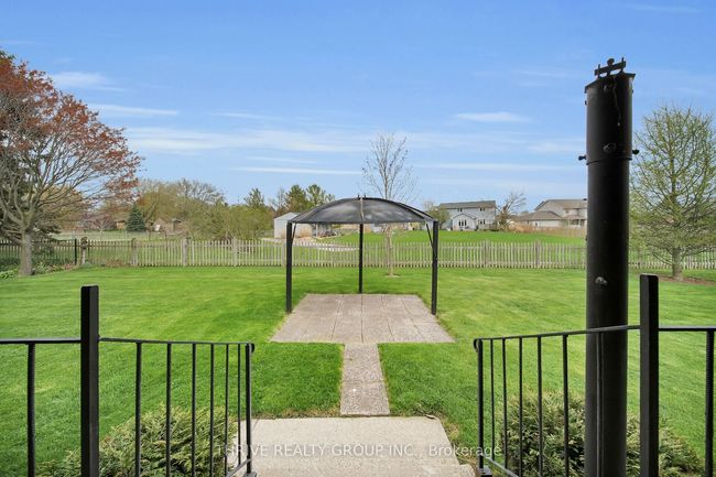 4036 Elgin Rd, House other with 3 bedrooms, 2 bathrooms and 8 parking in Mossley ON | Image 35