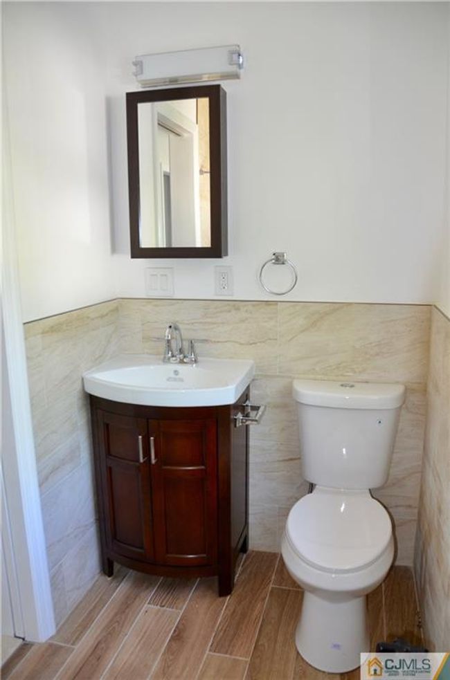 1939 Plainfield Ave, Condo with 2 bedrooms, 1 bathrooms and null parking in South Plainfield NJ | Image 12