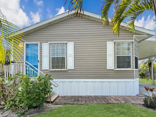 7568 Se Swan Avenue, Hobe Sound, FL, 33455 | Card Image