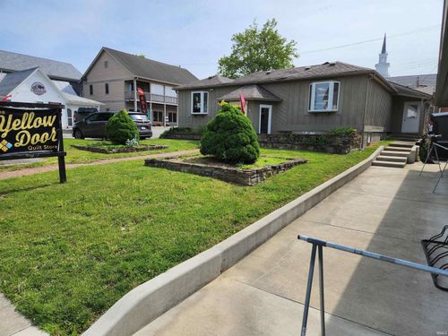 175 Jefferson St, Nashville, IN, 47448-7081 | Card Image