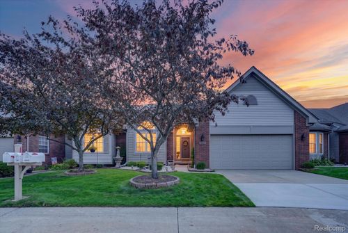 14960 Heather Pointe Dr, Sterling Heights, MI, 48313-2838 | Card Image