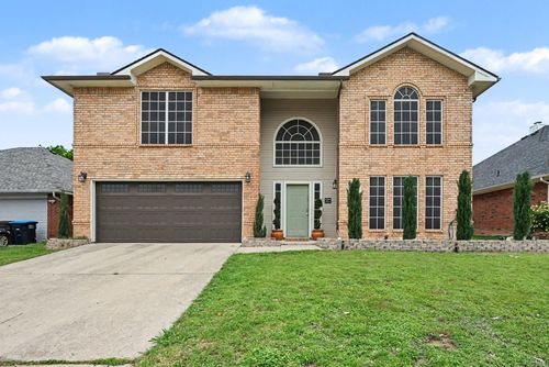 6713 Cambrian Way, Fort Worth, TX, 76137-6603 | Card Image
