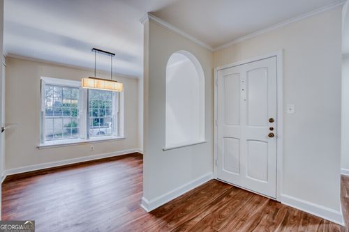 134-134 Woodmere Sq Nw, Atlanta, GA, 30327-4034 | Card Image