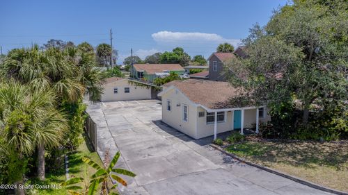 2013 Guava Avenue, Melbourne, FL, 32935 | Card Image