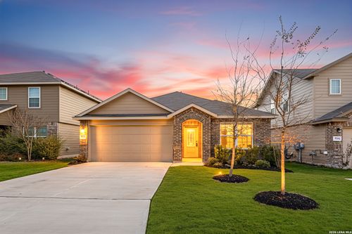 9702 Tupelo Holw, San Antonio, TX, 78254-2654 | Card Image