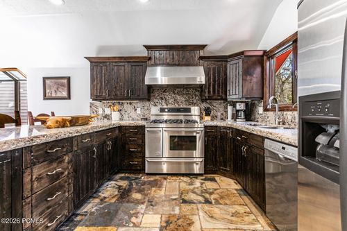 214 Woodside Avenue, Park City, UT, 84060 | Card Image