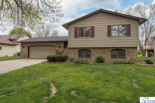 109 Cameo Lane, Mankato, MN, 56001 | Card Image