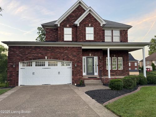 165 Nipper Ct, Shepherdsville, KY, 40165-8687 | Card Image