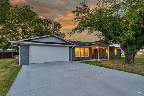 128 N Osborn St, Alba, TX, 75410-4001 | Card Image