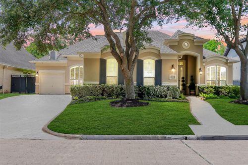 3326 Louvre Ln, Houston, TX, 77082-6686 | Card Image