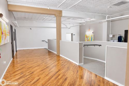 ste-105-100 N N 4th St, Burlington, IA, 52601-5502 | Card Image