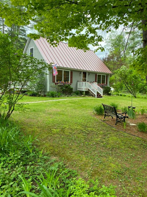 84 Jasper Ln, Arlington, VT, 05250-8582 | Card Image