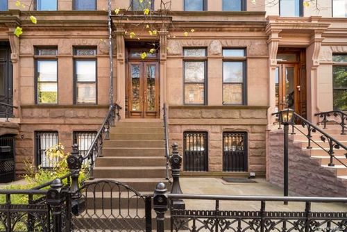 662 10th St Street, New York, NY, 11215 | Card Image