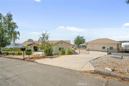 13288 Oak Crest Dr, Yucaipa, CA, 92399 | Card Image