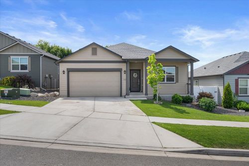 1022 S Bannen Rd, Spokane Valley, WA, 99037-5131 | Card Image