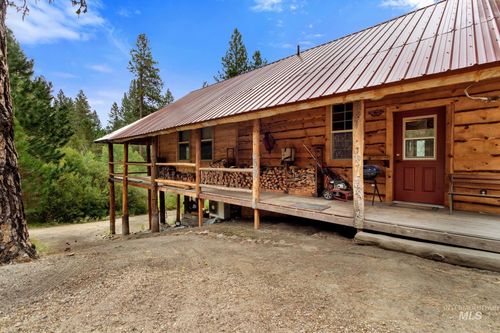 34 Hopkins Dr, Idaho City, ID, 83631-4114 | Card Image