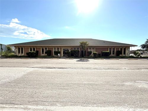 6736 Commerce Ave, PORT RICHEY, FL, 34668-6814 | Card Image