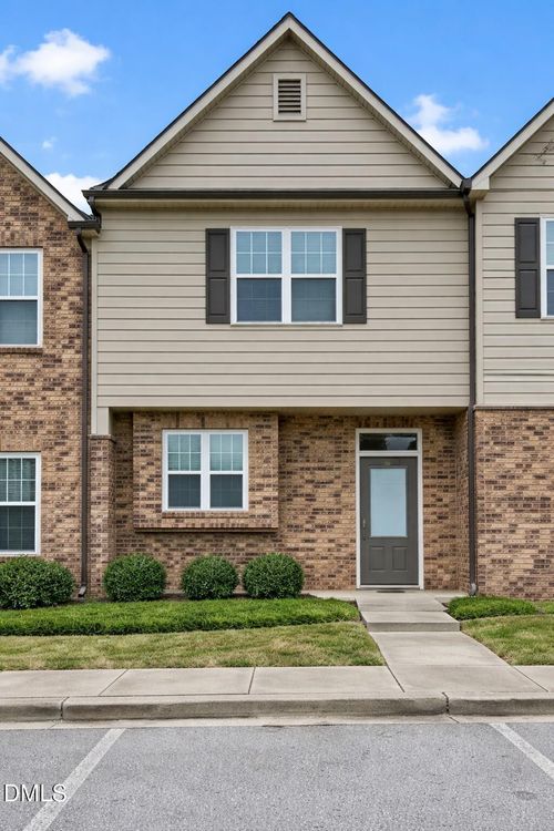 3977 Amelia Park Dr, Raleigh, NC, 27606-7406 | Card Image