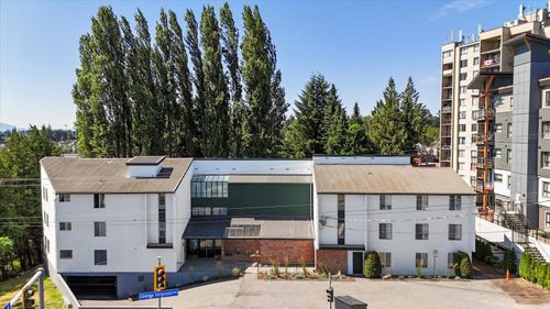 301-33598 George Ferguson Way, Abbotsford, BC, V2S2L8 | Card Image