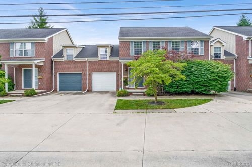 3813 Rochester Rd, Royal Oak, MI, 48073-2724 | Card Image