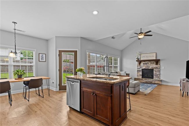 419 Highland Pointe Dr, House other with 3 bedrooms, 2 bathrooms and null parking in Alto GA | Image 15