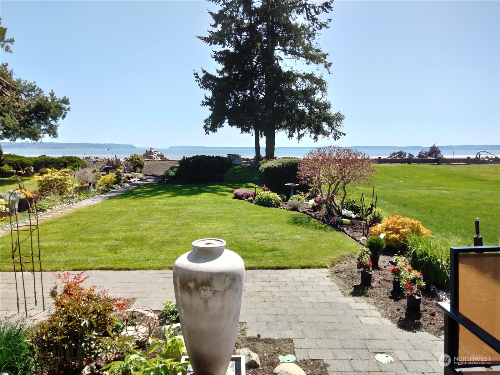 Ocean Dr, Camano Island, WA 98282