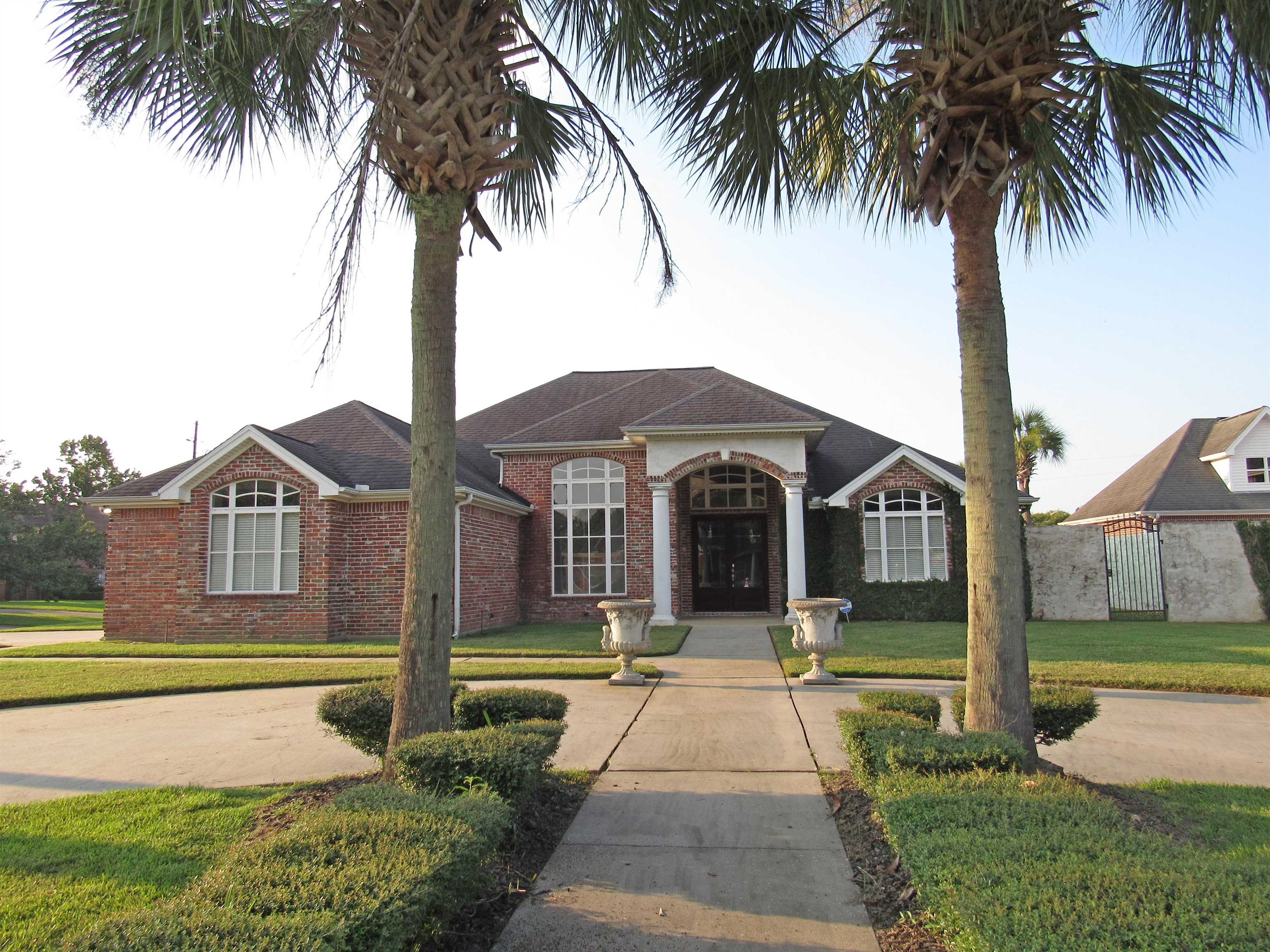 Sir Kevin , Lumberton, TX 77657