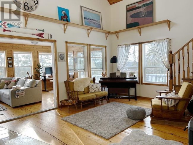 221 Nickel Lake Shores Rd, Home with 3 bedrooms, 2 bathrooms and null parking in Fort Frances ON | Image 14