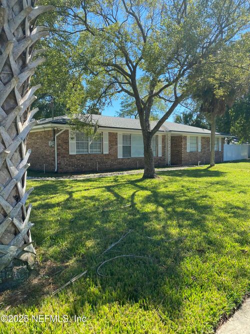 1007 Grove Park Blvd, Jacksonville, FL, 32216-1301 | Card Image