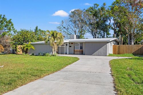 4231 Shore Acres Boulevard Ne, ST PETERSBURG, FL, 33703 | Card Image