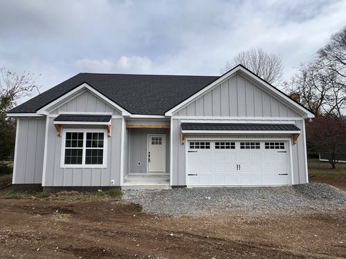 509B Castle Heights Ave, Lebanon, TN, 37087-3817 | Card Image