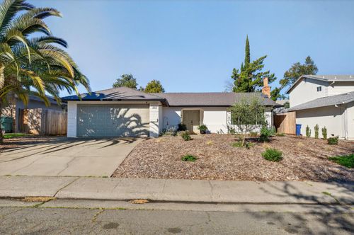 4701 Pedersen Way, Carmichael, CA, 95608 | Card Image