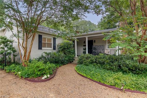 1920 Robinhood Rd, Winston-Salem, NC, 27104-2202 | Card Image
