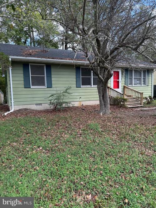 111 Ridgefield Ln, FRUITLAND, MD, 21826-1601 | Card Image