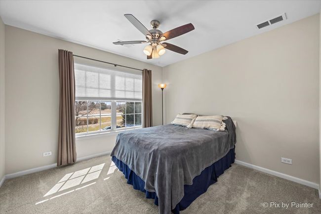 292 Longview Dr, House other with 3 bedrooms, 3 bathrooms and 2 parking in Elgin IL | Image 15