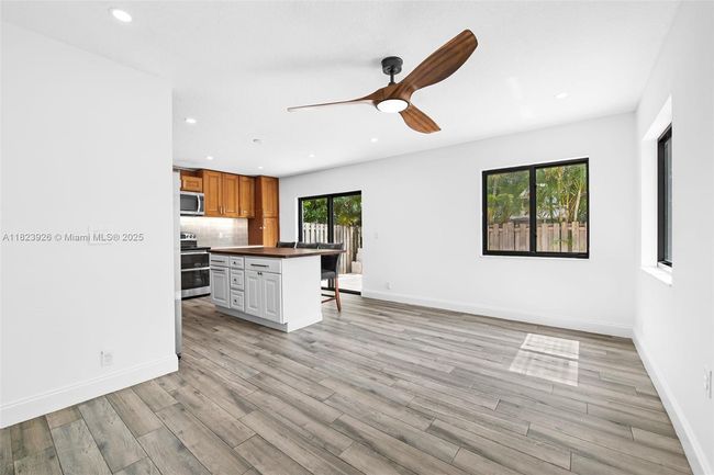 11293 Rhapsody Rd, House other with 4 bedrooms, 3 bathrooms and null parking in Hollywood FL | Image 6