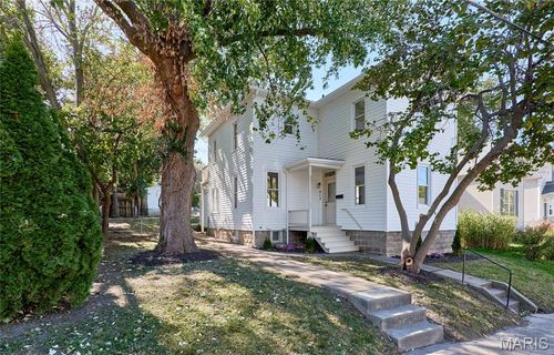 617 Lewis St, Saint Charles, MO, 63301-1922 | Card Image
