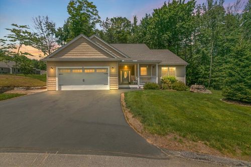 25 Ridgeview Dr, Candia, NH, 03034-3501 | Card Image