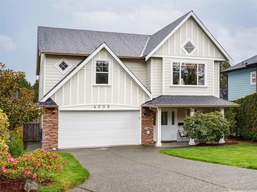 4205 Oakview Pl, Saanich, BC, V8N6M7 | Card Image